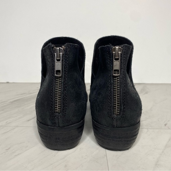 Born Beth Black Distressed Suede Bootie 8 1/2 M - Picture 3 of 14
